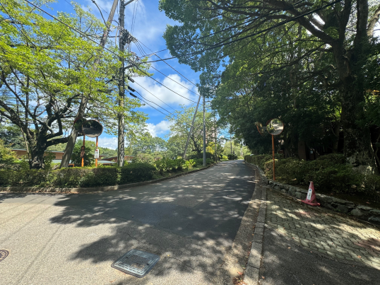 前面道路|