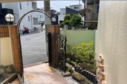 装飾の雰囲気が良いエントランス|